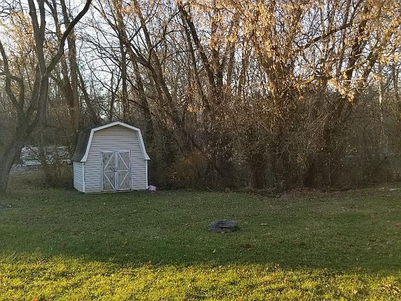 2nd image of 108 Lawton Ave