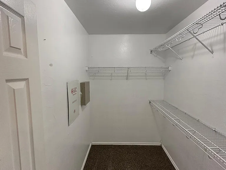 809 Beechwood Way — Photo 14