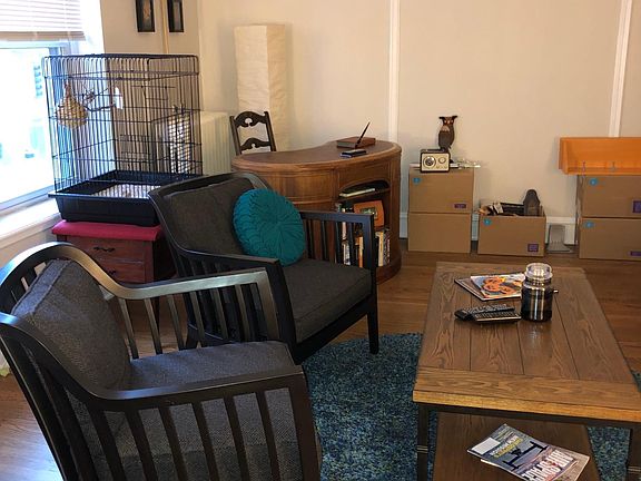 5th image of 714 Lee St APT 5