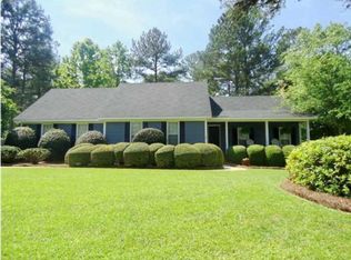 2218 Wallington Dr, Albany, GA 31721