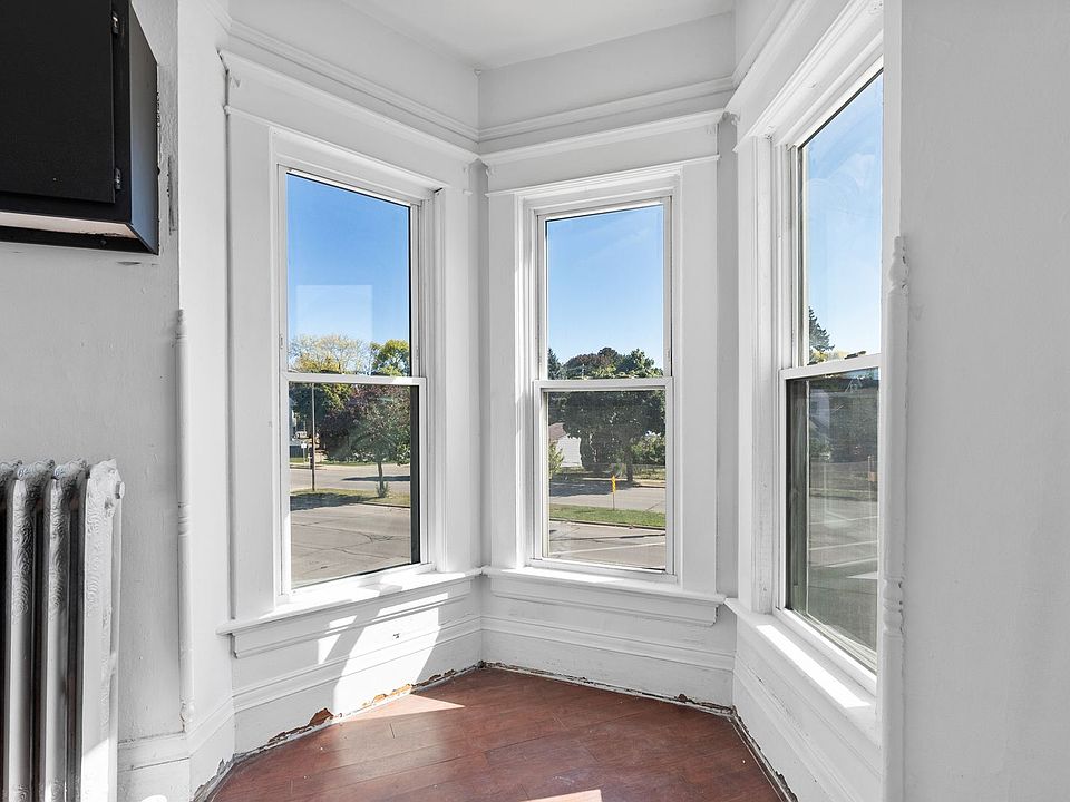 1st image of 2900-02 W Arthur Ave #2902-A