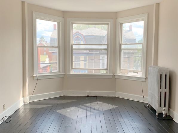 27-31 E Belvidere St