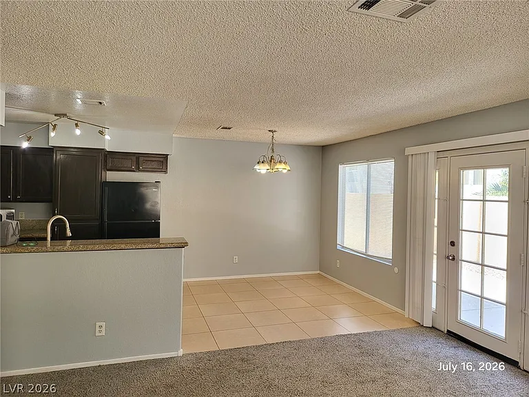 9404 Hershey Ln — Photo 3