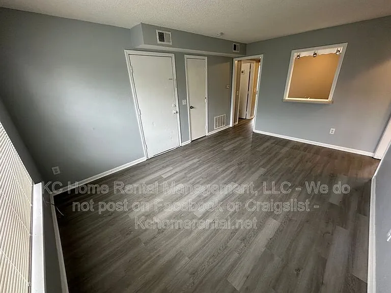 818 Rosewood St #B — Photo 10