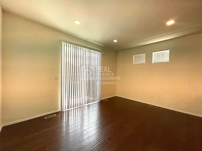 15098 Chicago St — Photo 9