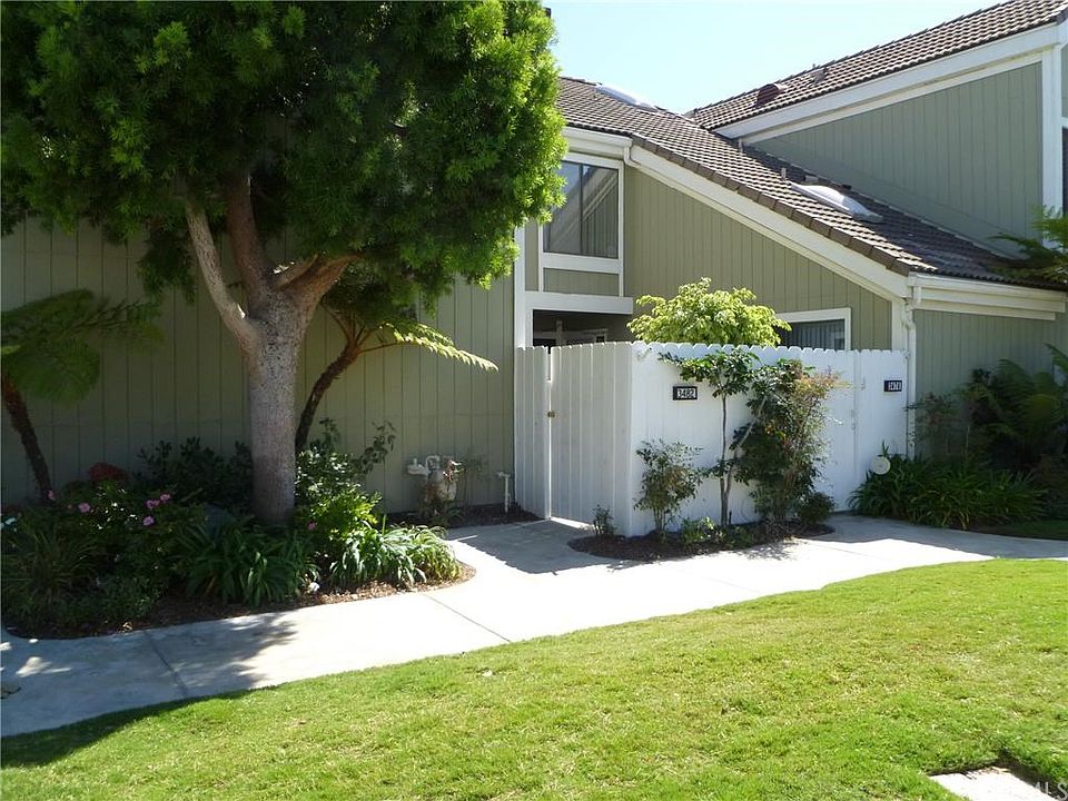 3482 Bravata Dr Huntington Beach CA 92649 Zillow