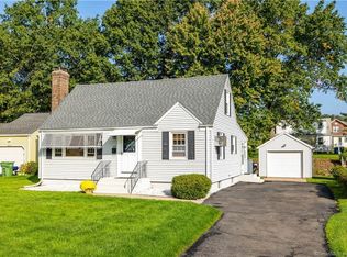 80 Becker Cir, Windsor, CT 06095