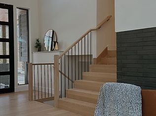 4720 Dover Rd, Bloomfield Hills, MI 48304