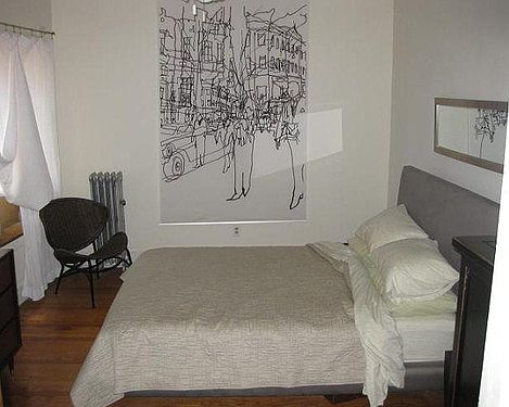 5th image of 5757 N Winthrop Ave APT 2