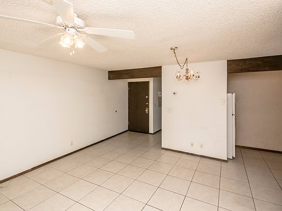 3rd image of 1850 Swanson Ave Unit A17