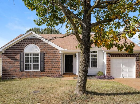 3524 Calais Cir