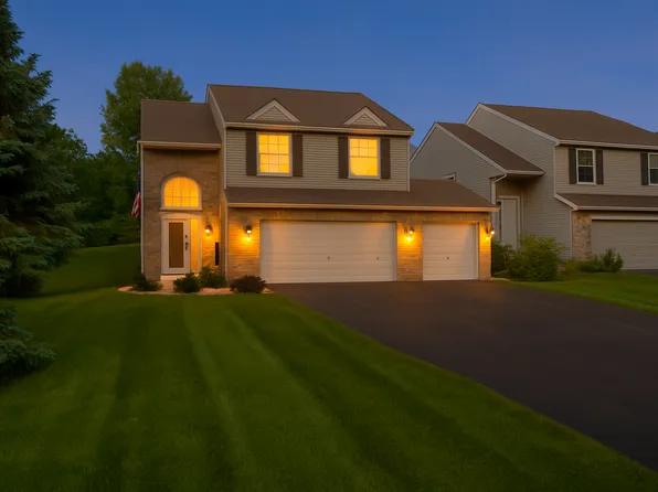 2958 Magnolia Dr, Woodbury, MN 55125