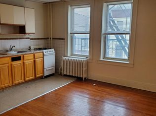37 Hague St, Jersey City, NJ 07307