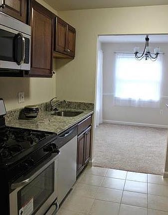 4th image of 1933 Wilson Ln APT 204