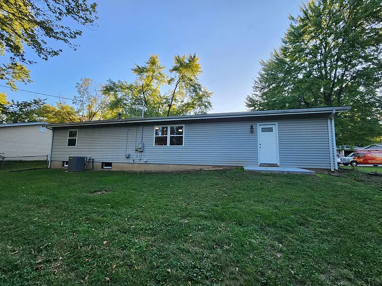 1732 Christine Dr — Photo 12