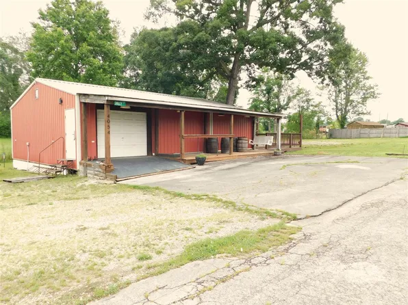 4054 Mammoth Cave Rd, Cave City, KY 42127