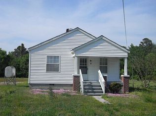 23 Calloway St, Emporia, VA 23847