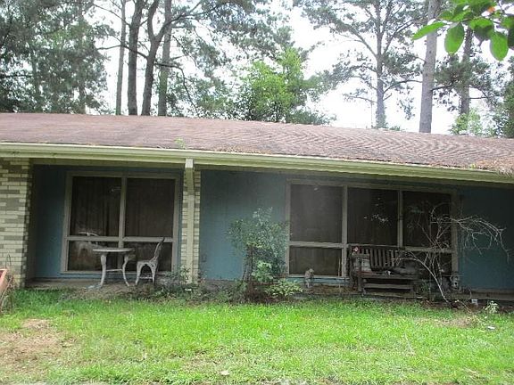 3rd image of 7034 Edgewater Dr
