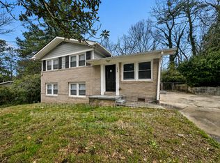 440 Dartmouth Dr SW, Atlanta, GA 30331