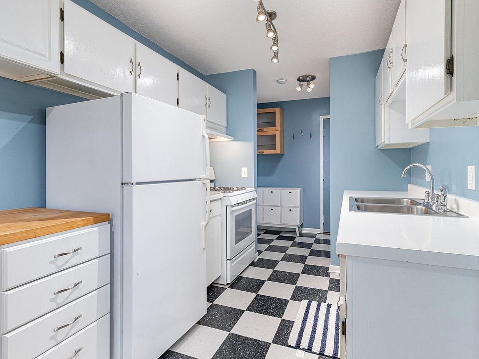 1st image of 333 8th St SE APT 316