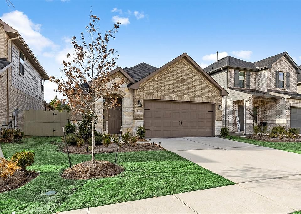 1st image of 16848 Pink Wintergreen Dr