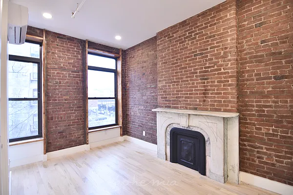 Rented by Bohemia Realty Group | media 1