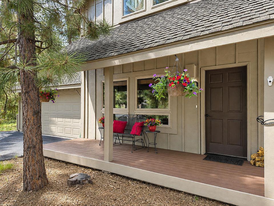 1st image of 57803 Mount Rainier Ln #10