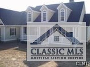 1031 Shoreline Dr, Greensboro, GA 30642