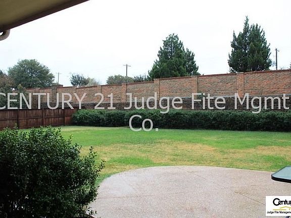 3rd image of 1326 Foster St