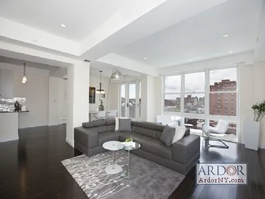 Sold by ArdorNY | media 1