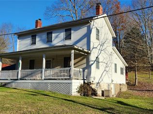 110 Catalina Farm Rd, Scottdale, PA 15683