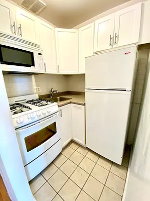 Rented by City & Suburban | media 17