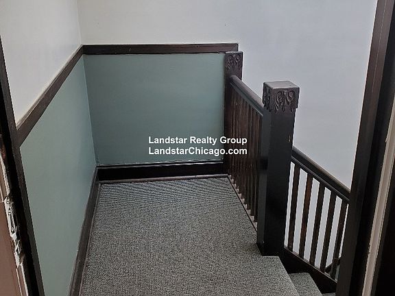 2nd image of 2419 W Sunnyside Ave #3