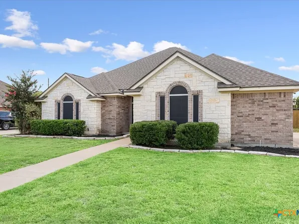 104 Arbor Dr, Little River Academy, TX 76554