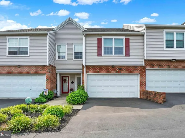 2325 Slater Hill Ln E #39, York, PA 17406