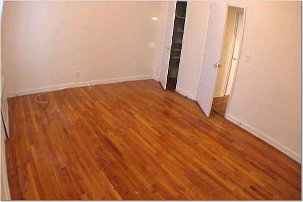 Rented by 4 Points Properties | media 3