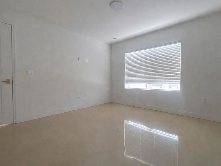 4543 Finley Ave #103 — Photo 13