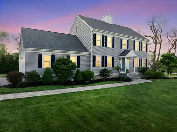 11 Winslow Way, Swansea, MA 02777