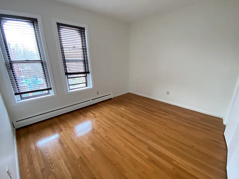 1013 State St #3 — Photo 10