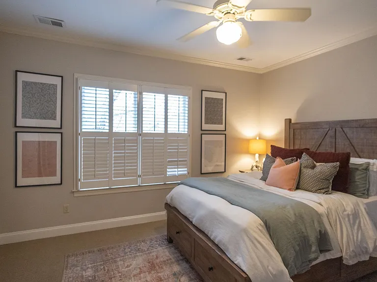 525 Rienzi Dr — Photo 5