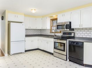 304 Peekskill Ave, Springfield, MA 01129