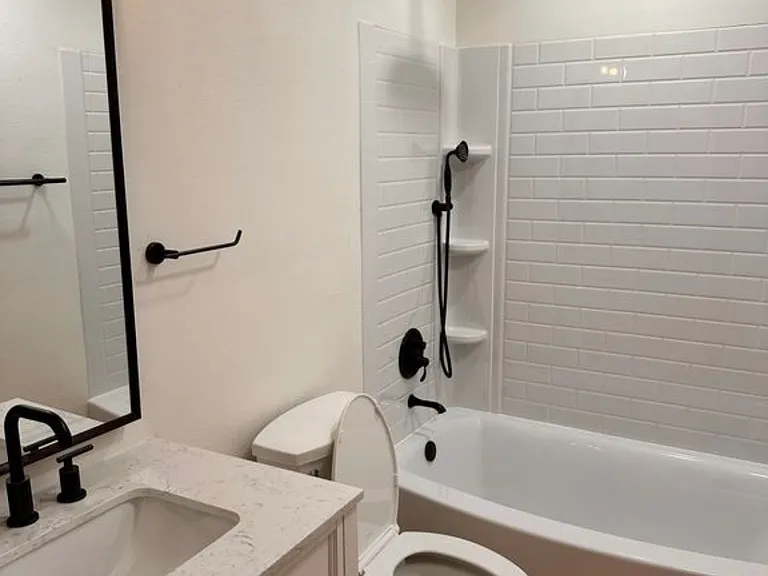 403 Post Road Dr — Photo 13