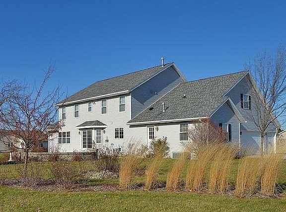 2nd image of 617 Aspen Ave
