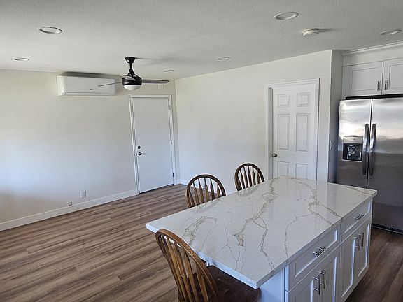 5th image of 24261 Groven Ln