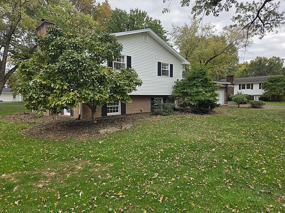 4th image of 1050 Hathaway Ln
