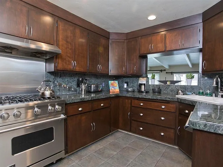 4002 Gros Ventre Ave — Photo 22