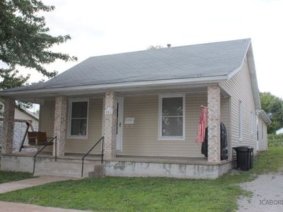 506 W Versailles Ave, California, MO, 65018