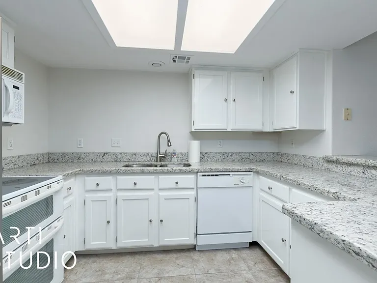 520 Turtleback Rd #B — Photo 4
