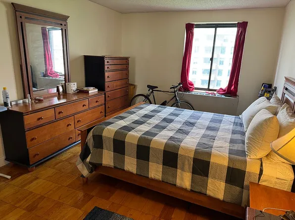 300 Rector Pl APT 7J, New York, NY 10280