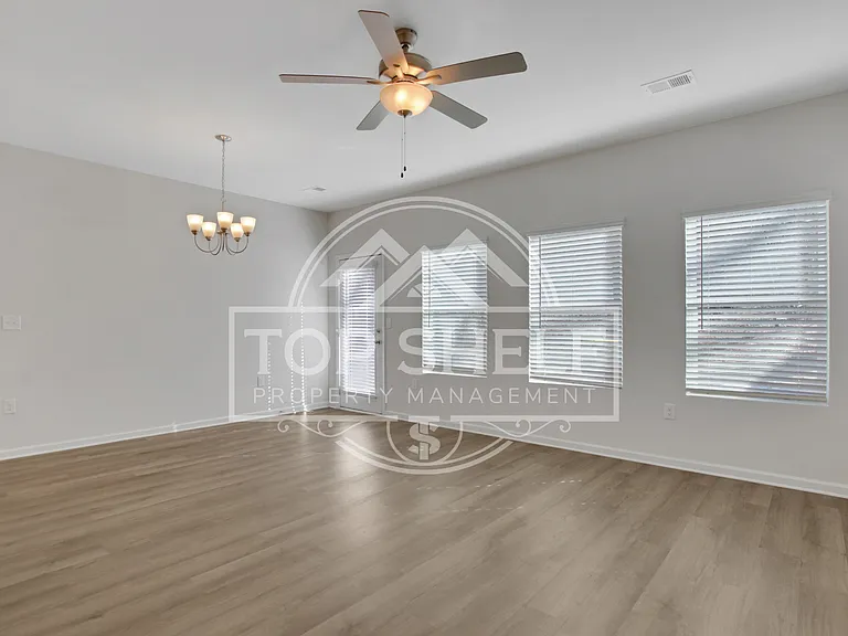 102 Jaxton St #1 — Photo 16